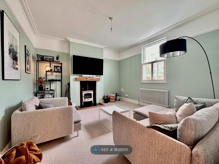 3 Bedroom Terraced House To Rent In Lower Leam Street, Leamington Spa, CV31