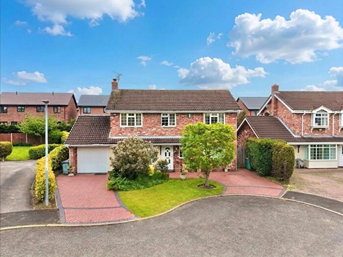 4 Bedroom Detached House For Sale In Bentley Drive, Crewe, CW1