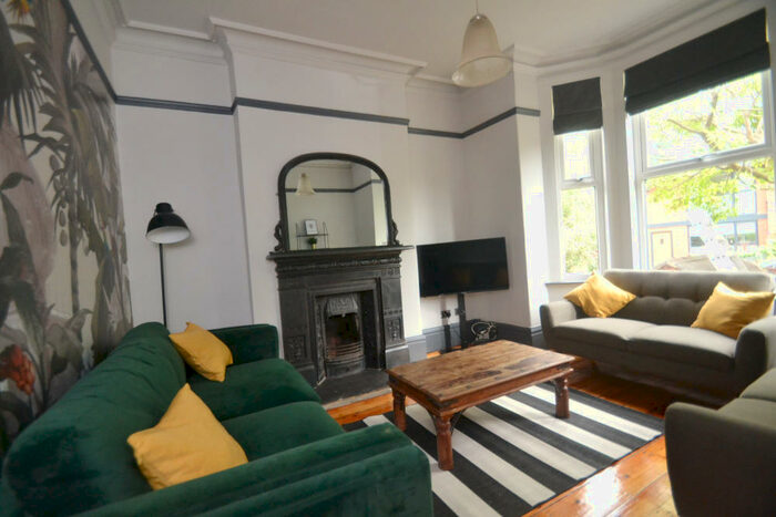 7 Bedroom Semi-Detached House To Rent In Victoria Grove, Fallowfield, Manchester, M14