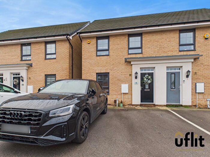 3 Bedroom Semi Detached House For Sale In Fox House Lane, Waverley, Rotherham, S60