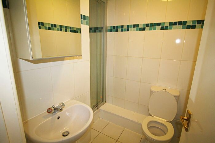 1 Bedroom Flat To Rent In Kelso Road, Leeds, LS2