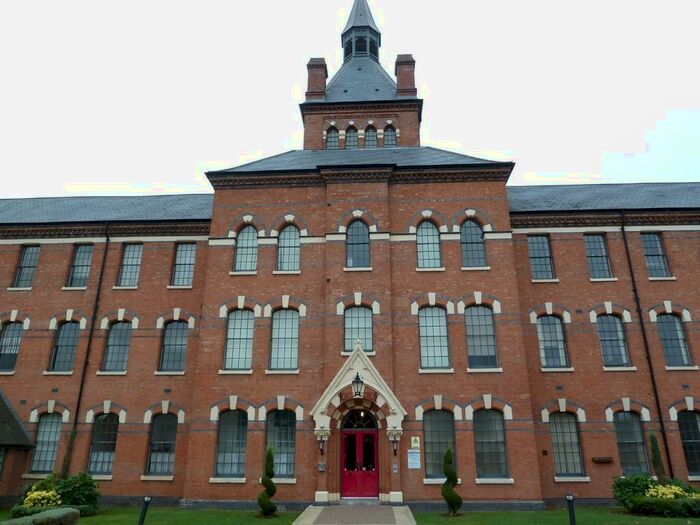 2 Bedroom Ground Flat To Rent In Highcroft Hall, Erdington, B23