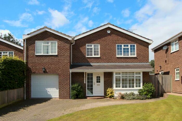 4 Bedroom Detached House To Rent In Tiltwood Drive, Crawley Down, Crawley, West Sussex, RH10