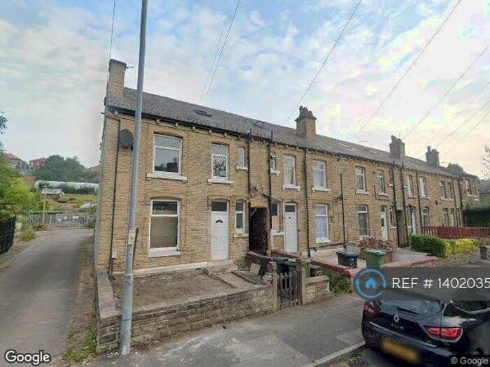 3 Bedroom Terraced House To Rent In Dewhurst Road, Huddersfield, HD2