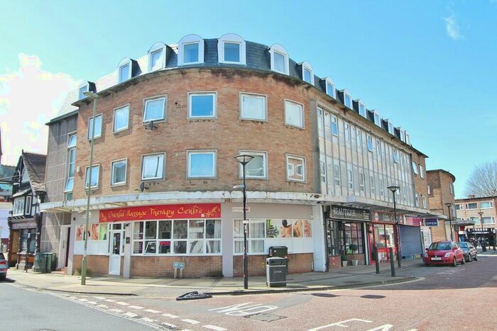 1 Bedroom Flat To Rent In Market Parade, Havant, PO9