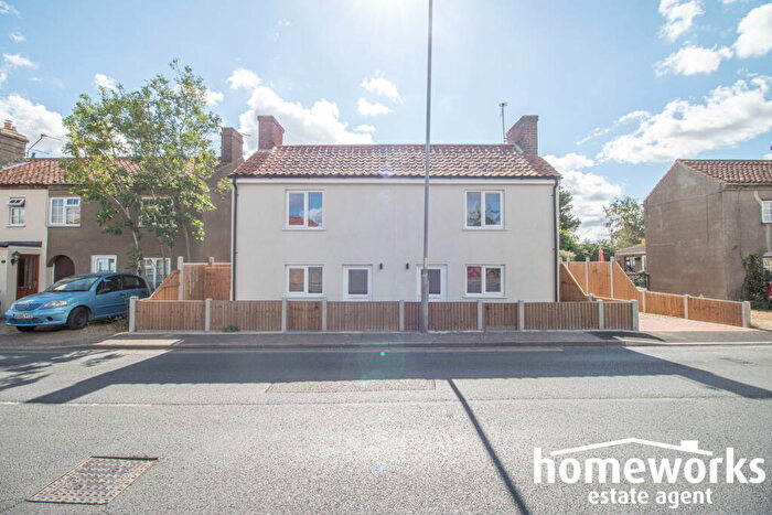 2 Bedroom Cottage For Sale In Shipdham Road, Dereham, NR19