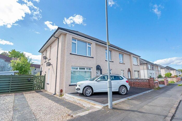 2 Bedroom Flat For Sale In Kelvin Street, Largs, KA30