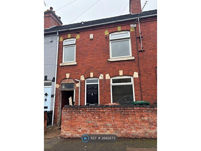3 Bedroom Terraced House To Rent In Talbot Street, Swadlincote, DE11