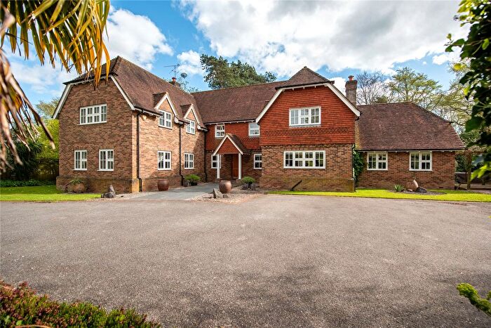5 Bedroom Detached House For Sale In Old Road, Buckland, Betchworth, Surrey, RH3