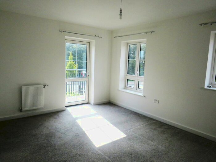 4 Bedroom Property To Rent In Newtown Road, Ashford, TN24