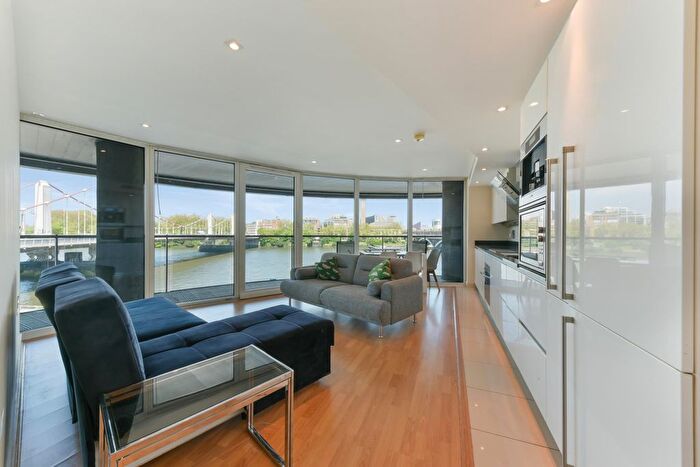 2 Bedroom Flat To Rent In Centurion Building, Chelsea Bridge Wharf, London, SW11