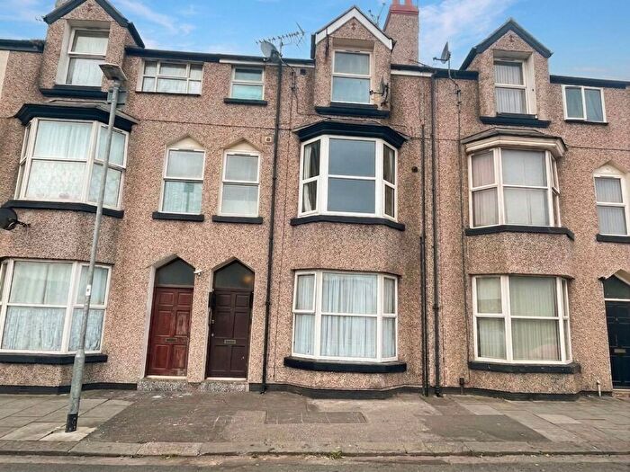 1 Bedroom Flat To Rent In John Street, Rhyl, LL18