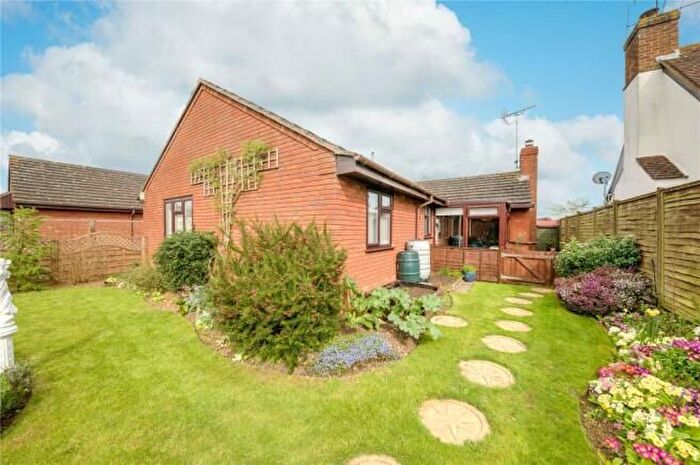 2 Bedroom Bungalow To Rent In Hillesden Road, Gawcott, MK18