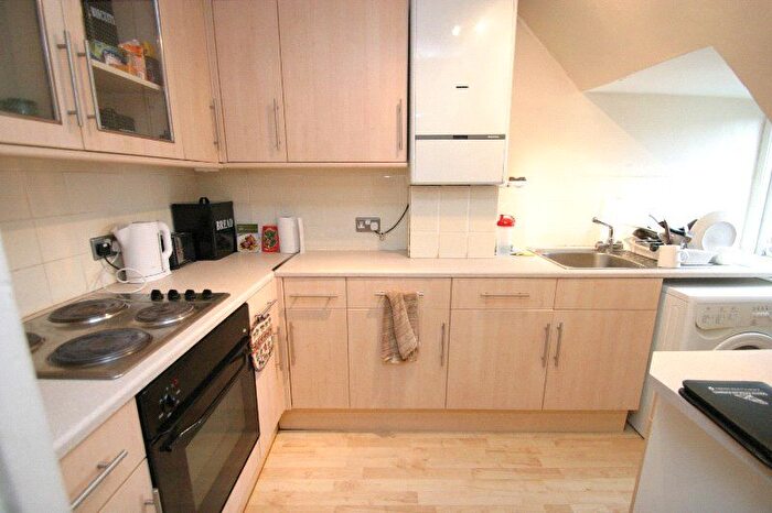 1 Bedroom Flat To Rent In Malbrook Road, Putney, SW15
