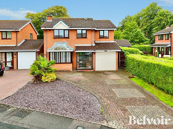 4 Bedroom Detached House For Sale In Churston Close, Bloxwich, WS3