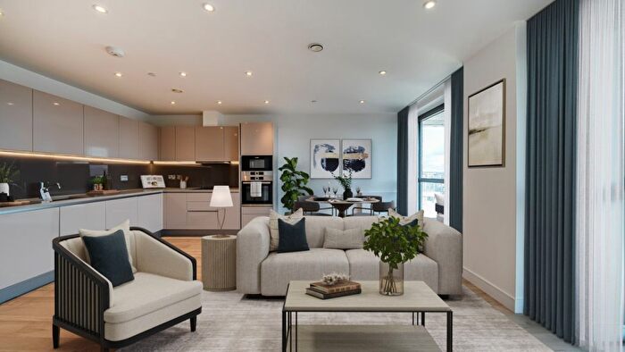 2 Bedroom Flat For Sale In South Way, Wembley, HA9