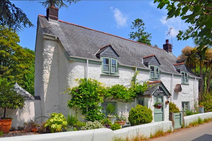 4 Bedroom Cottage For Sale In Polmassick, St. Austell, PL26