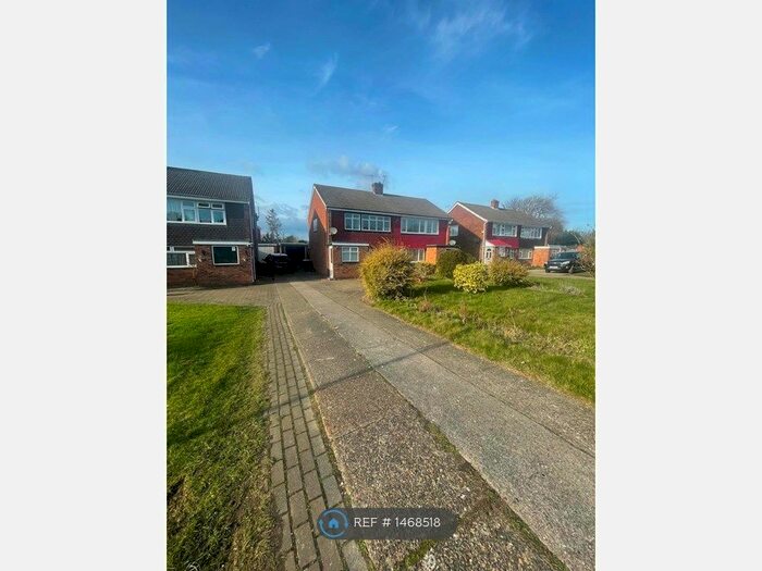 3 Bedroom Semi-Detached House To Rent In Harman Drive, Sidcup, DA15