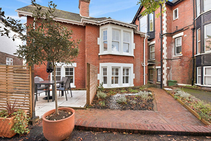 3 Bedroom Mews For Sale In Lapthorn Mews, Auckland Road, PO5