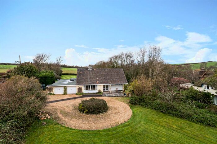 4 Bedroom Detached Bungalow For Sale In Hilltop Lane, Kilve, Bridgwater, TA5