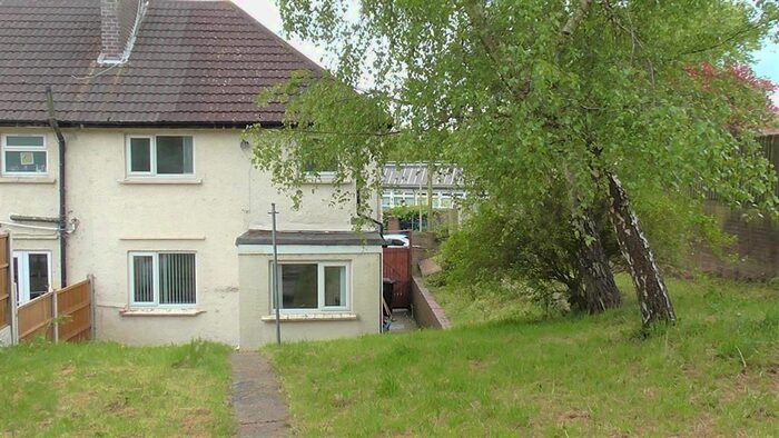 3 Bedroom Semi-Detached House To Rent In Cedar Road, Dudley, DY1