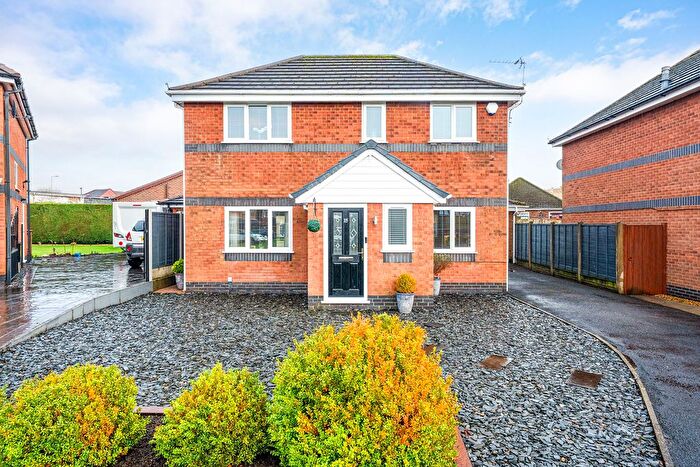 3 Bedroom Detached House For Sale In Thetford Close, Hindley, WN2