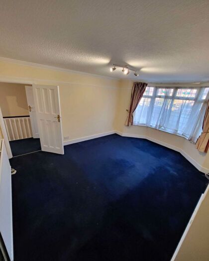 1 Bedroom Maisonette To Rent In Pinner View, HA1