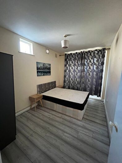 1 Bedroom Flat To Rent In Heming Road, Edgware, HA8