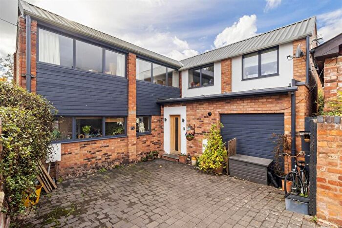 3 Bedroom Detached House For Sale In The Southend, Ledbury, Herefordshire, HR8