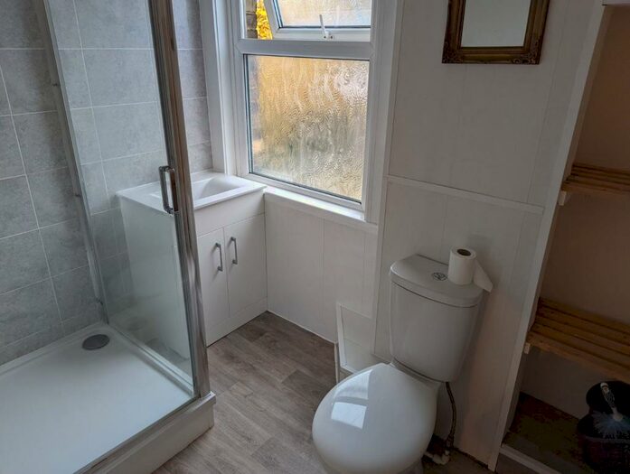 1 Bedroom Apartment To Rent In Florence Road, Maidstone, ME16