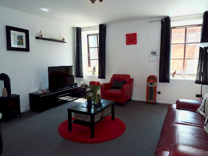 1 Bedroom Flat To Rent In Bell Street, Merchant City, G4