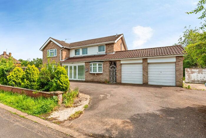 5 Bedroom Detached House For Sale In Harlaxton Road, Grantham, NG31
