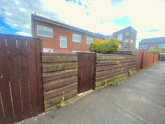 3 Bedroom Semi-Detached House To Rent In Quantock Place, Peterlee, SR8