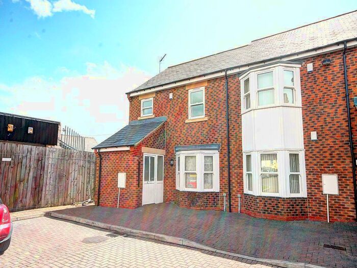 3 Bedroom House To Rent In Victoria Court, Durham, DH1