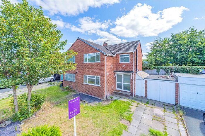 3 Bedroom Semi-Detached House For Sale In Broadway Avenue, Trench, Telford, Shropshire, TF2