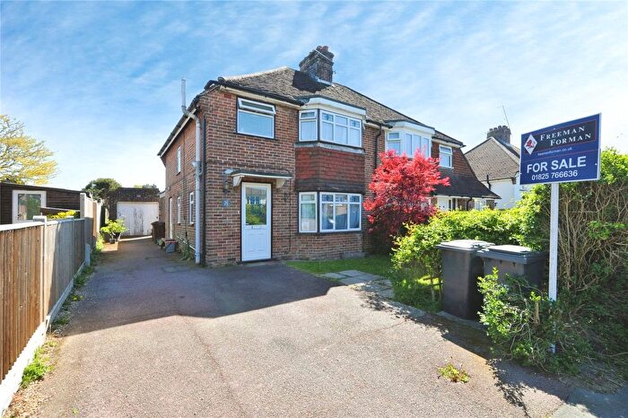 3 Bedroom Semi-Detached House For Sale In Keld Avenue, Uckfield, East Sussex, TN22