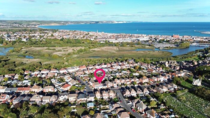 2 Bedroom Apartment For Sale In Goldcroft Road, Weymouth, DT4