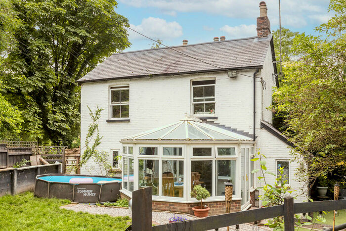 2 Bedroom Semi-Detached House For Sale In Godstone Hill, Godstone, RH9