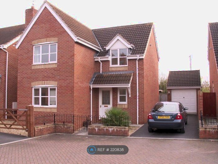 4 Bedroom Detached House To Rent In Cashford Gate, Taunton, TA2