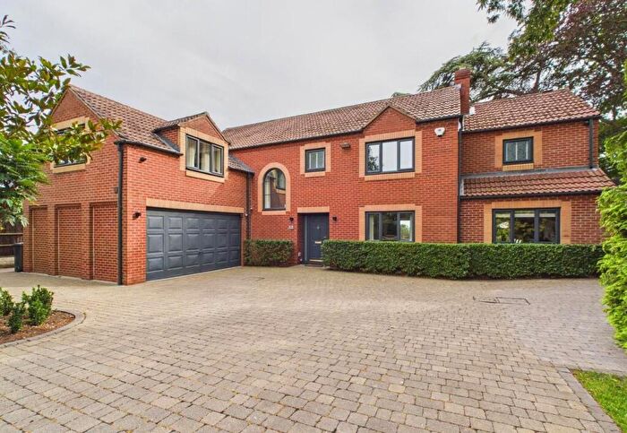 6 Bedroom Detached House For Sale In Oak Tree Court, Borrowash, Derby, DE72