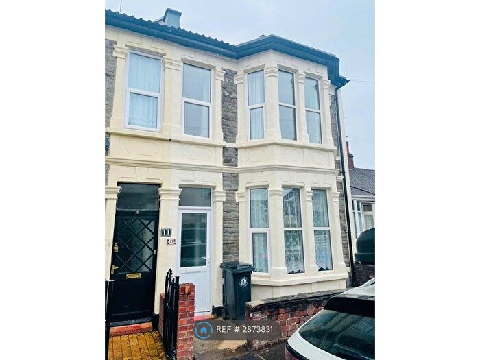 5 Bedroom Semi-Detached House To Rent In Brook Road, Fishponds, Bristol, BS16