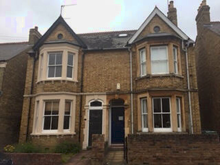 8 Bedroom House To Rent In Bartlemas Road, Cowley Road, OX4