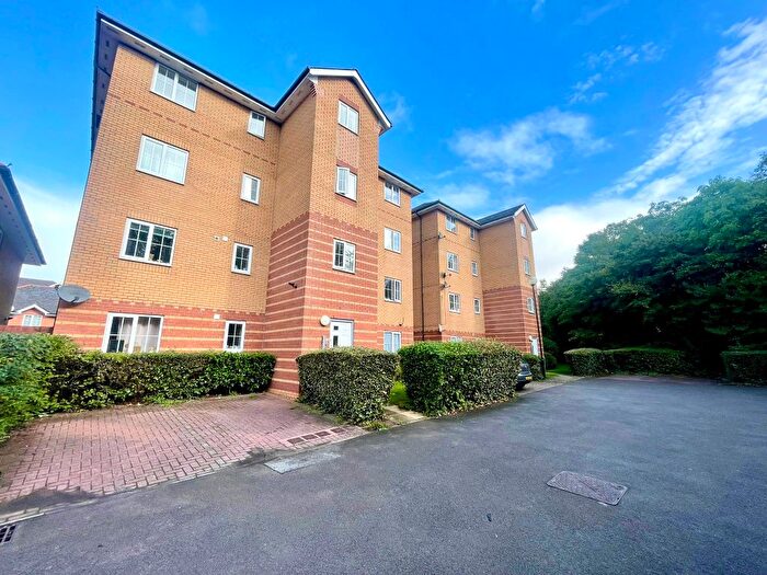 2 Bedroom Flat To Rent In Cory Place, Cardiff, CF11