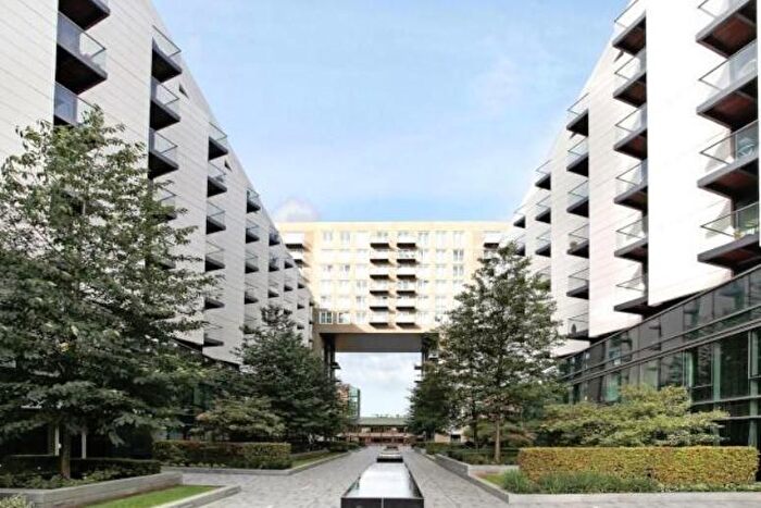 1 Bedroom Flat For Sale In Baltimore Wharf, Canary Wharf, London, E14