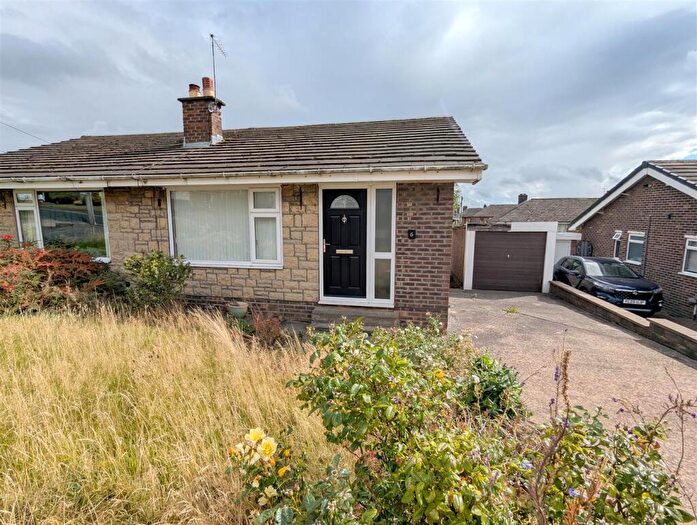 2 Bedroom Semi-Detached Bungalow For Sale In Greenacres, Shelf, HX3