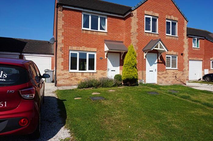 2 Bedroom Semi-Detached House To Rent In Park Row Ollerton, NG22