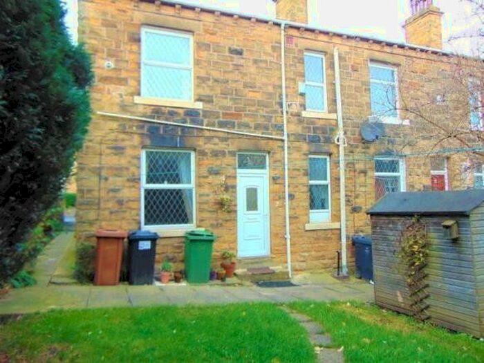 2 Bedroom End Of Terrace House To Rent In Street Lane, Gildersome, Morley, Leeds, LS27