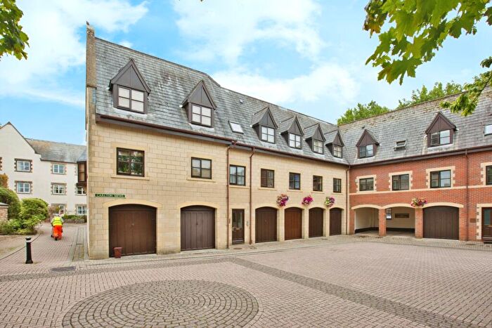 2 Bedroom Flat For Sale In Carlton Mews, Wells, Somerset, BA5