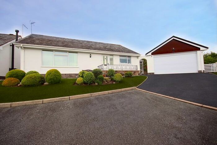2 Bedroom Detached Bungalow For Sale In Maes Rhun, Tyn-Y-Groes, Conwy, LL32
