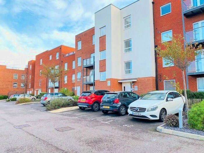 1 Bedroom Flat To Rent In Lett Lane, Castle Hill, Ebbsfleet Valley, Kent, DA10
